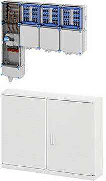 Ein weißes Elektrogehäuse mit Türen unterhalb einer Anordnung von offenen elektronischen Komponenten mit Verdrahtung und Steckverbindern oben.
