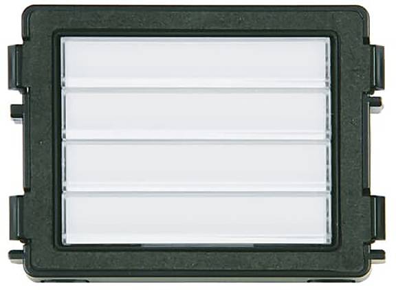 Ein rechteckiger Lüftungsschacht mit vier horizontalen Lamellen, eingebaut in einen schwarzen Rahmen, typischerweise zur Belüftung in Gebäuden oder Geräten verwendet.