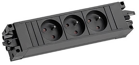 Eine dreifach-Steckdosenleiste in Schwarz mit zwei sichtbaren Erdungsstiften in jeder Buchse, konzipiert zum Anschluss mehrerer elektronischer Geräte.