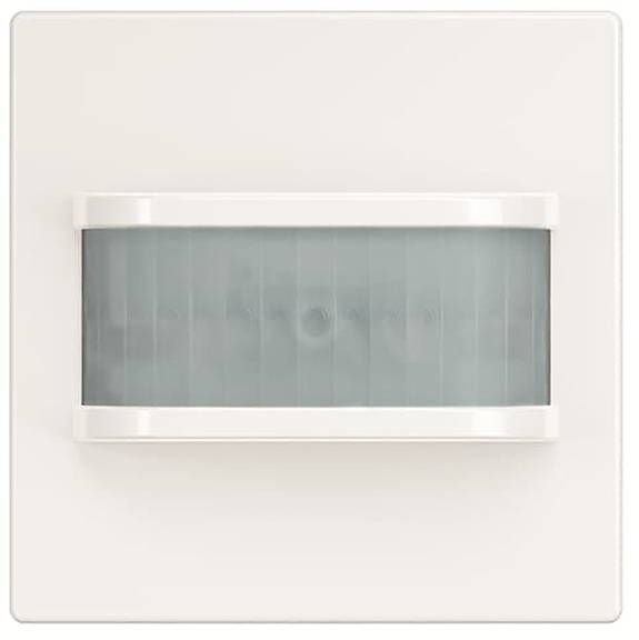 Ein weißer Bewegungsmelder mit rechteckigem Design ist auf einem einfachen Hintergrund zentriert. Der Sensor hat eine gewölbte Linse zur Bewegungserkennung.