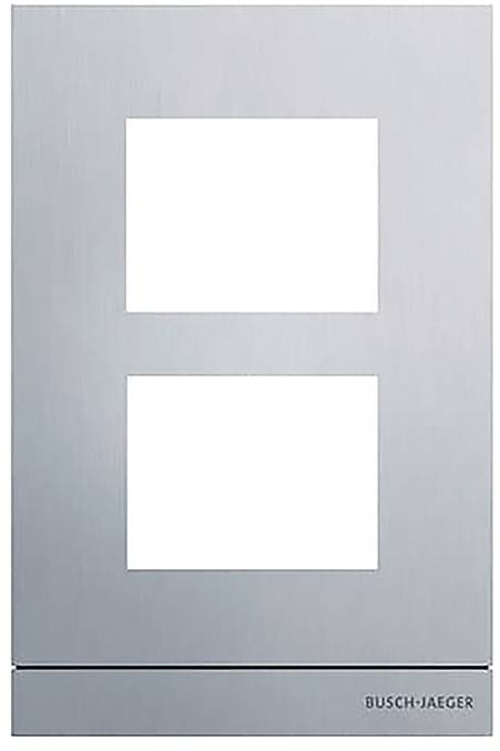 Eine metallische Abdeckplatte mit zwei quadratischen Öffnungen, unten mit der Bezeichnung „Busch-Jaeger