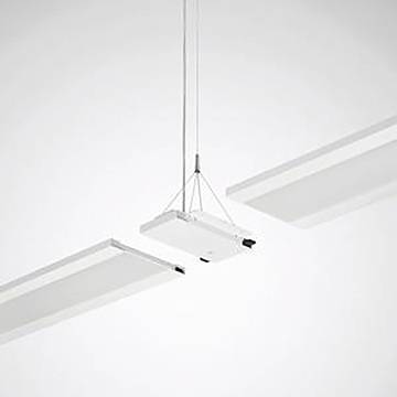 Ein Thermostat-Bedienfeld mit Temperatureinstellungen, Lüftergeschwindigkeit und Modusoptionen für „Licht 1