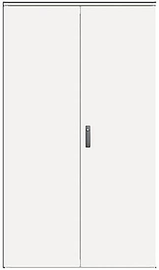Ein geschlossener weißer Metallschrank mit zwei Türen und einem zentralen Griff für Lagerzwecke.