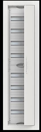 Elektrisches Schaltfeld mit vertikalem Layout, das mehrere offene Steckplätze für Sicherungen oder Leitungsschutzschalter aufweist und von einem weißen Rahmen umgeben ist.