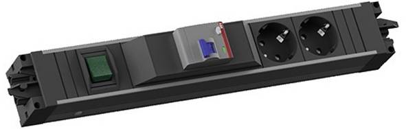 Eine schwarze Stromverteilungseinheit mit europäischen Steckdosen und einem Leistungsschalter.