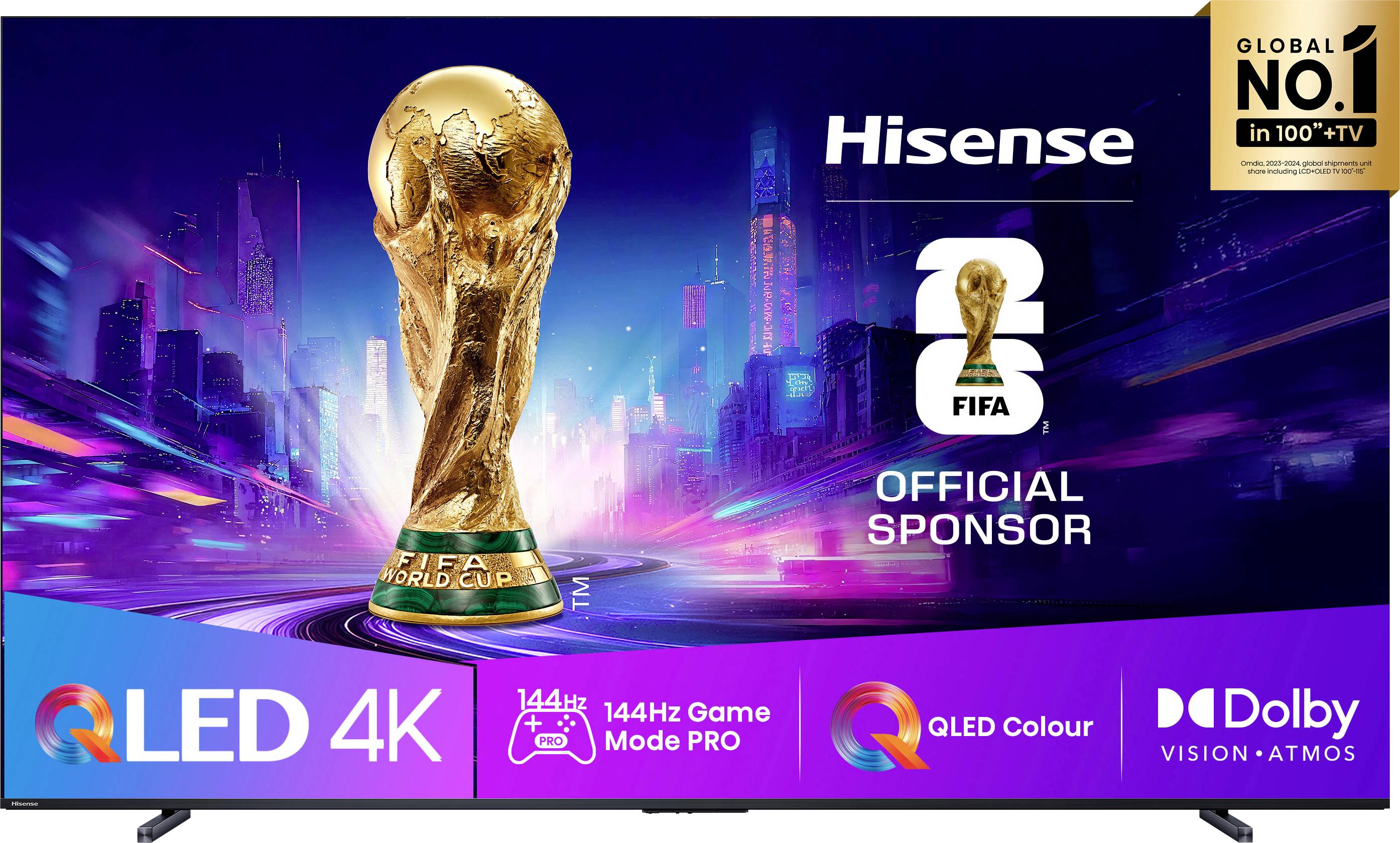Hisense QLED 4K TV mit dem FIFA-Weltpokal-Pokal, gekennzeichnet als offizieller Sponsor. Funktionen umfassen 144Hz Game Mode PRO und Dolby Vision Atmos.
