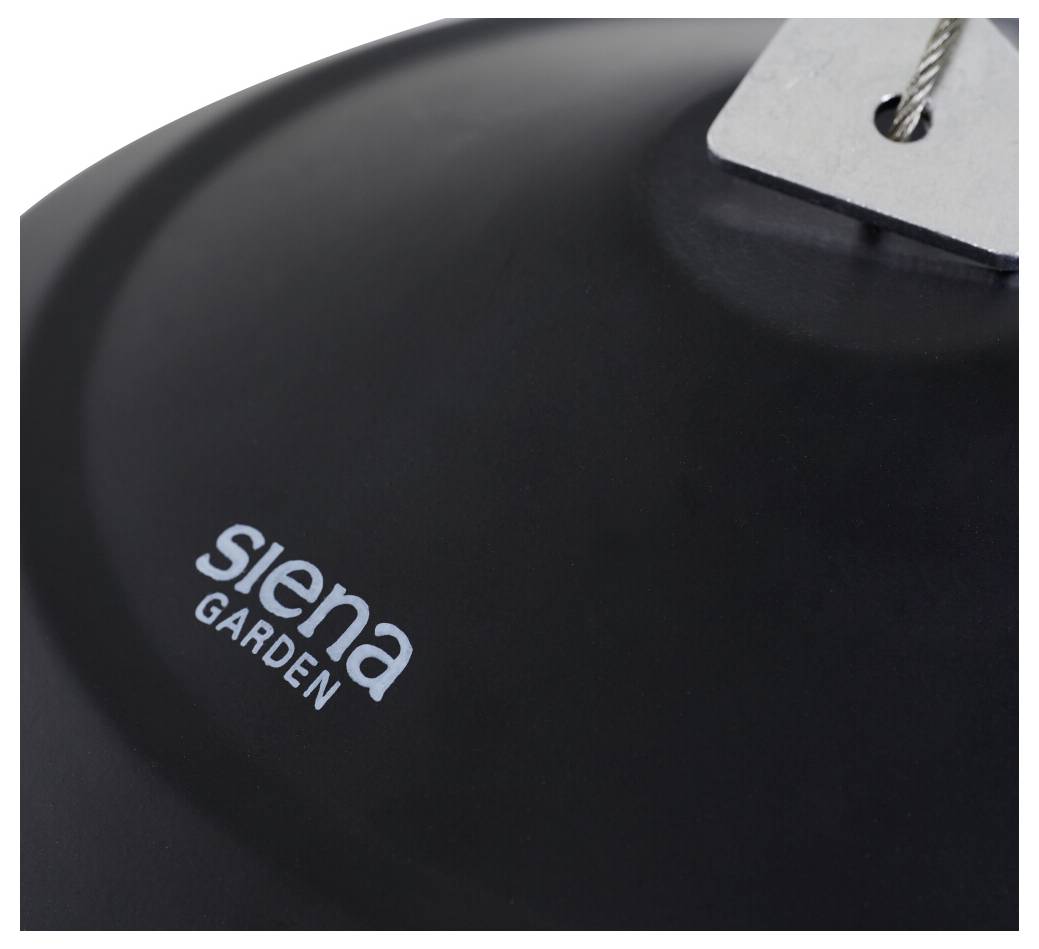 Ein Nahaufnahme einer schwarzen Oberfläche mit dem Text „siena GARDEN