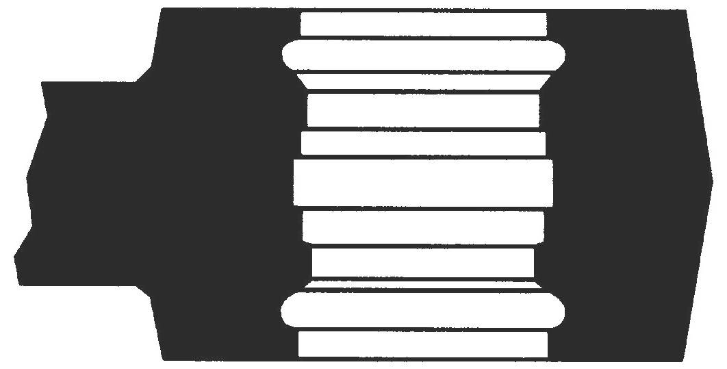 Querschnittsdiagramm eines Kegelradgetriebes mit Hervorhebung der internen Zahnradanordnung und Ausrichtung innerhalb des äußeren Gehäuses.