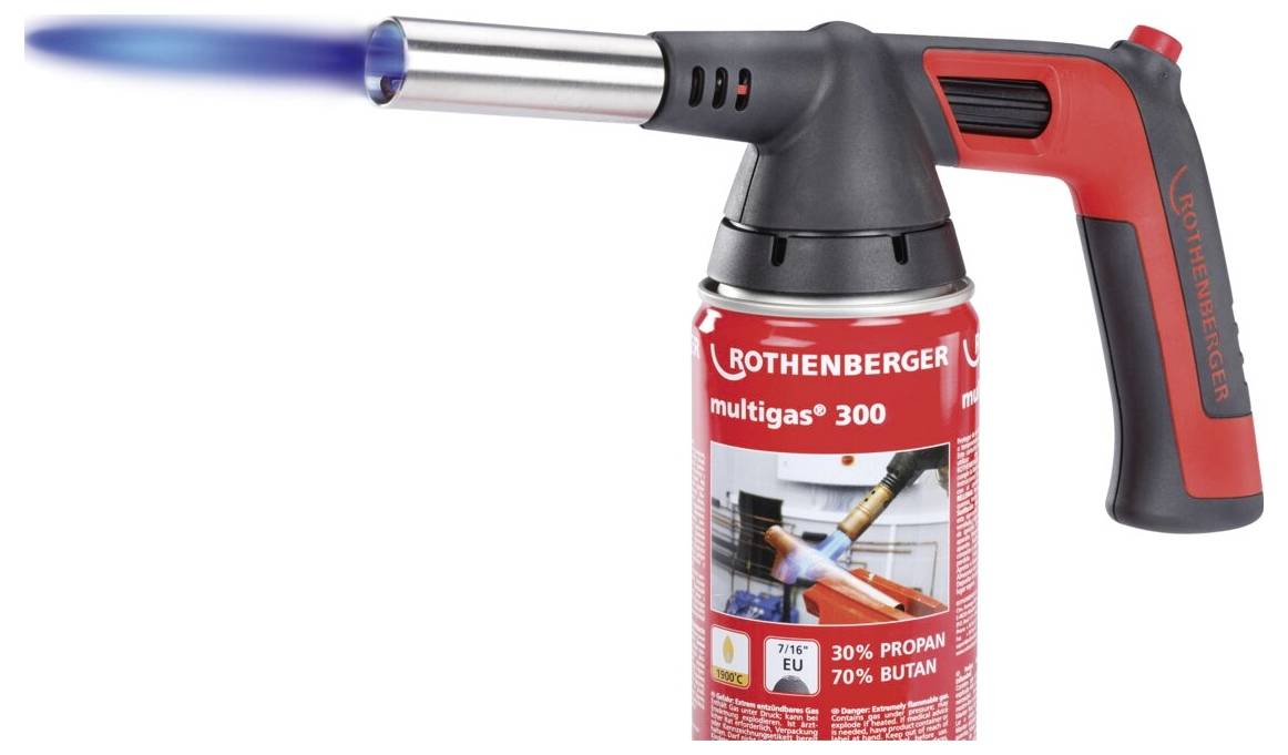 Eine rote Gasfackel mit blauer Flamme, beschriftet mit 'Rothenberger multigas 300'.