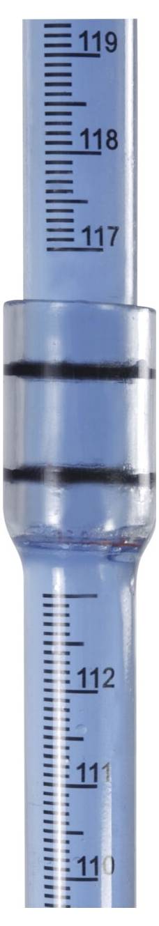 Ein Nahaufnahmebild eines blauen Thermometers, das eine Temperaturanzeige zwischen 116 und 117 Grad zeigt.