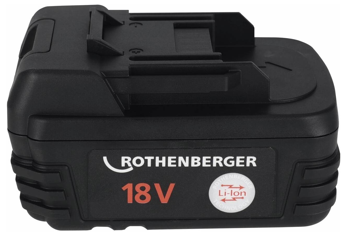 Ein schwarzer 18V Rothenberger Lithium-Ionen-Akkupack mit einem Etikett mit rotem Text und einem weißen kreisförmigen Emblem, das ‚Li-Ion' anzeigt.