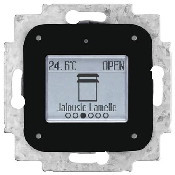 'Jalousie Lamelle' Bedienfeld mit Anzeige von '24,6°C' und 'OPEN'-Status, mit Fenstersymbol, auf Metallrahmen montiert.