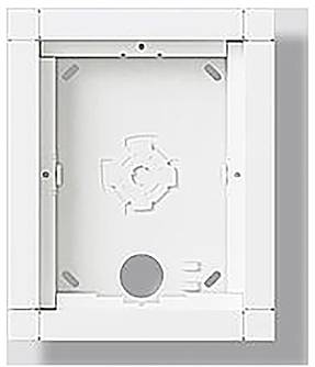 Ein weißes Kunststoff-Wandmontagerahmen mit zentraler Aussparung, konstruiert zur Befestigung eines Geräts, möglicherweise für elektrische oder elektronische Verwendung.