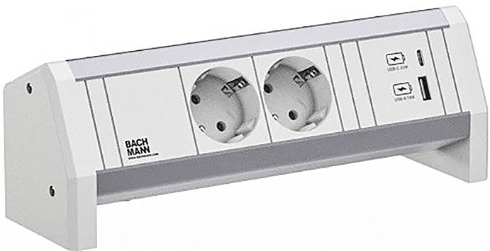 Zwei europäische Steckdosen und zwei USB-Anschlüsse auf einem weißen Paneel mit der Bezeichnung „Bachmann