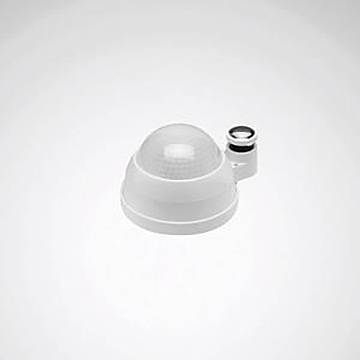 Ein weißer, an der Decke montierter Sensor mit einer runden Kuppel und verstellbarem Objektiv, wahrscheinlich für die Bewegungserkennung oder Umweltüberwachung verwendet.