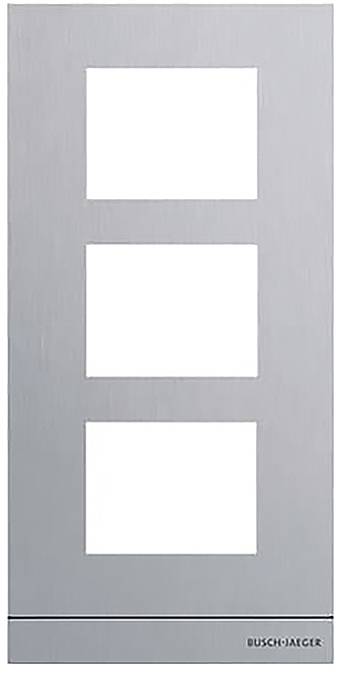 Metallische Dreifach-Abdeckplatte mit rechteckigen Öffnungen für Schalter oder Steckdosen. Minimalistisches Design. Markenname 'Busch-Jaeger' am unteren Ende.