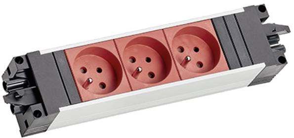 Eine Steckdosenleiste mit drei roten europäischen Steckdosen in einem rechteckigen weißen Gehäuse mit schwarzen Endkappen.