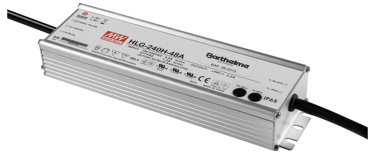 Rechteckiger Metall-LED-Treiber mit der Bezeichnung „HLG-240H-48A Mean Well