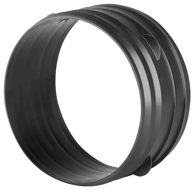 Eine schwarze Kunststoffrohrschelle, von der Seite betrachtet, mit gerippten Kanten und einem kreisförmigen Design.