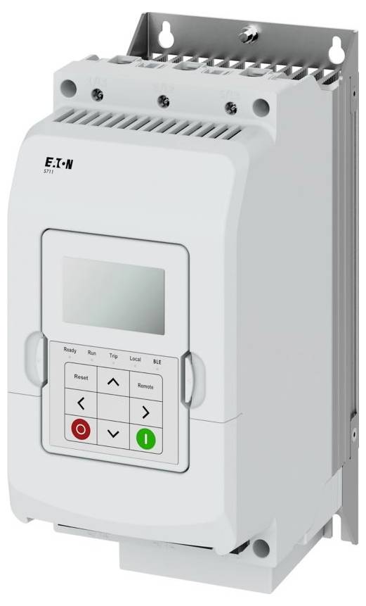 Eaton S811+ Sanftstarter mit digitaler Anzeige und Bedienungstasten, der zur Spannungsreduzierung bei Elektromotoren während des Anlaufens verwendet wird.