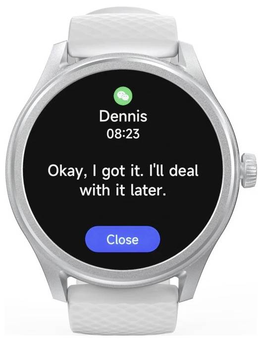 Eine Smartwatch, die eine Benachrichtigung von 'Dennis' um 08:23 Uhr mit der Nachricht 