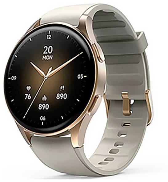 Eine Smartwatch mit rundem Display zeigt die Zeit, das Datum und Gesundheitsmetriken wie Herzfrequenz und Schrittzahl an. Sie hat ein beiges Armband.