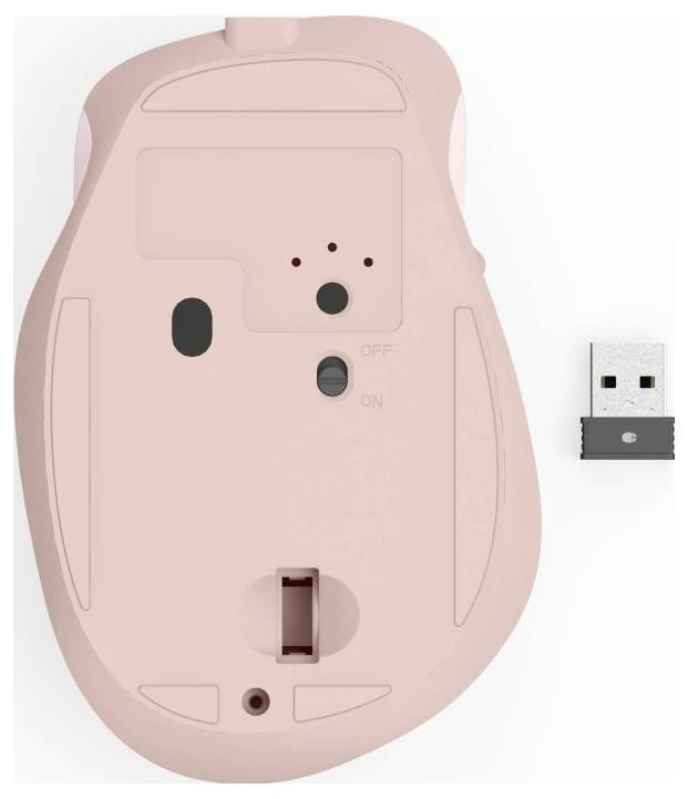 Eine rosa kabellose Computermaus, von unten betrachtet, mit sichtbarem Netzschalter und Sensor, neben einem USB-Empfänger.