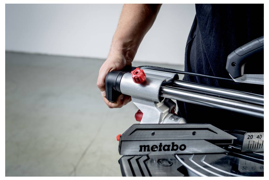 Metabo KGS 305M Kapp-Zugsäge 305mm 30mm 1600 W, 2000W