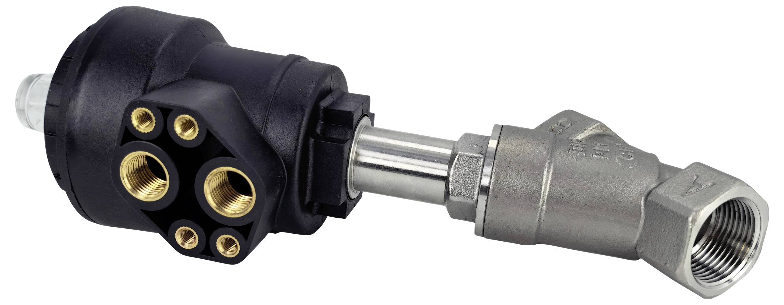 Eine hydraulische Komponente mit schwarzem Gehäuse und drei goldfarbenen Anschlüssen ist mit einem Metallventil mit Gewindeende verbunden.