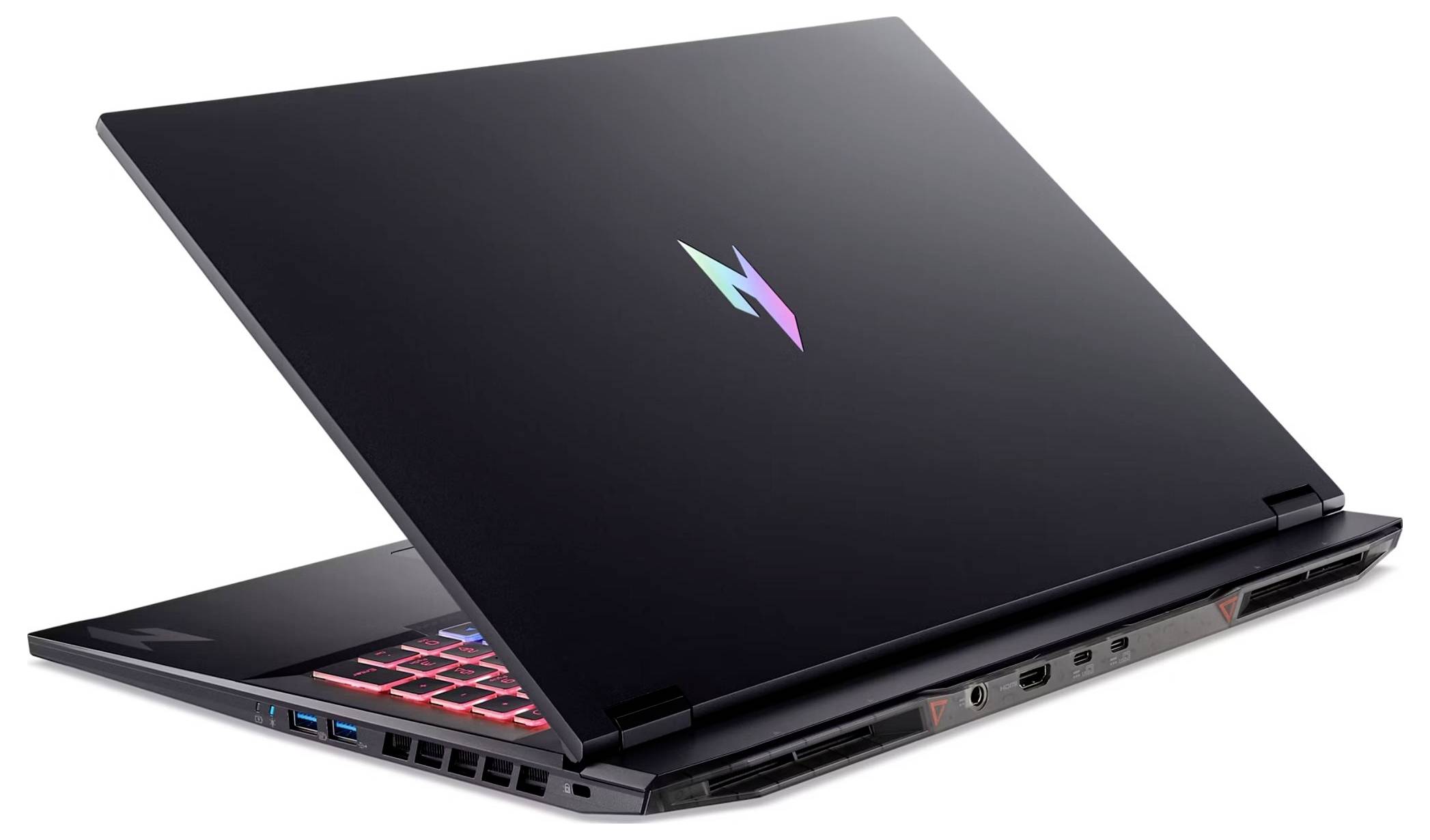 Ein schlanker schwarzer Laptop mit einem leuchtenden Logo auf dem Deckel und einer farbenfroh hintergrundbeleuchteten Tastatur, der in einem Winkel präsentiert wird, der die Anschlüsse hervorhebt.