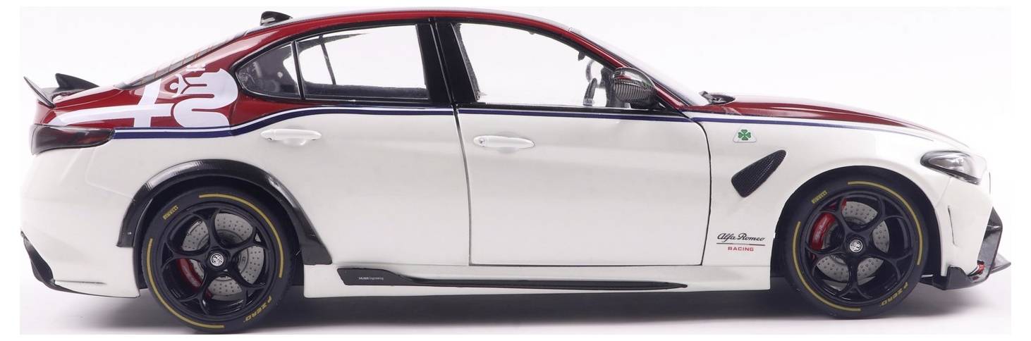Solido PKW Modell Alfa Romeo Giulia GTA-M weiß Fertigmodell PKW Modell