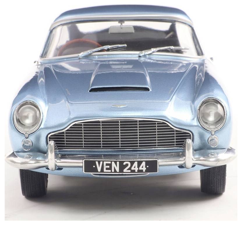 Solido PKW Modell Aston Martin DB5 hellblau met. Fertigmodell PKW Modell
