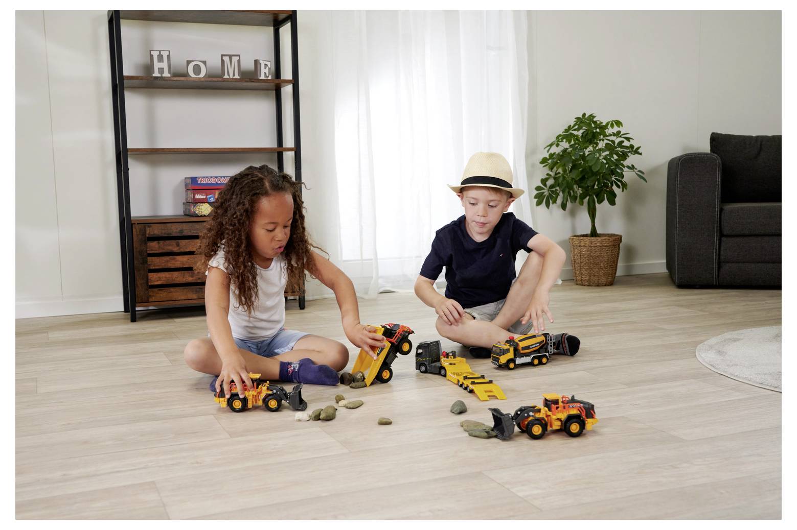 Majorette Volvo FMX Truck Cement Mixer Fertigmodell Baufahrzeug Modell