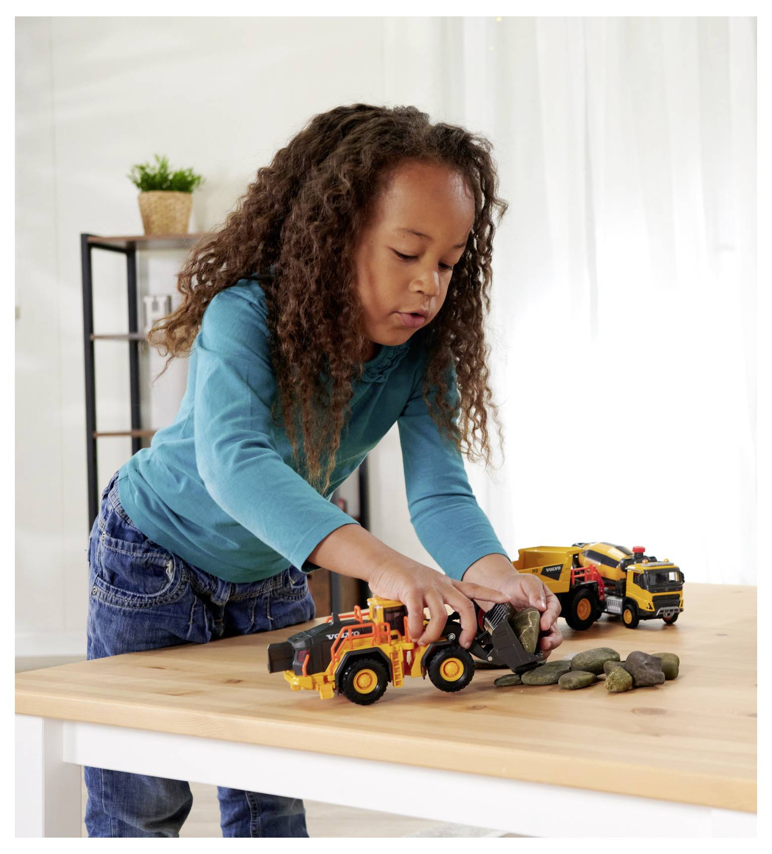 Majorette Volvo FMX Truck Cement Mixer Fertigmodell Baufahrzeug Modell