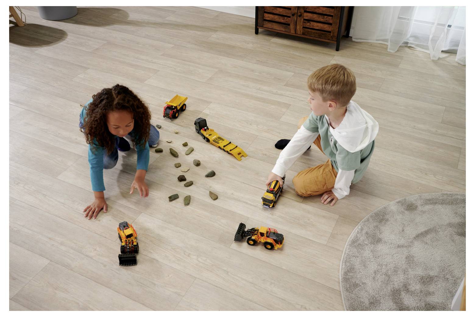 Majorette Volvo FH16 Truck + Wheel Loader Fertigmodell Baufahrzeug Modell