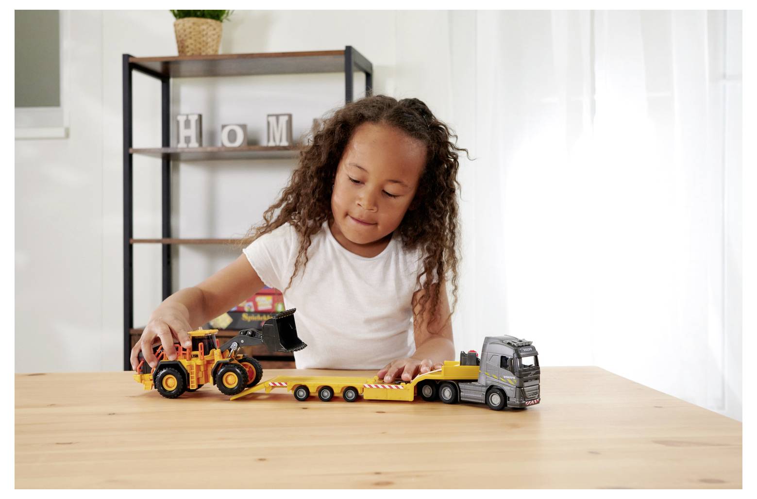 Majorette Volvo FH16 Truck + Wheel Loader Fertigmodell Baufahrzeug Modell