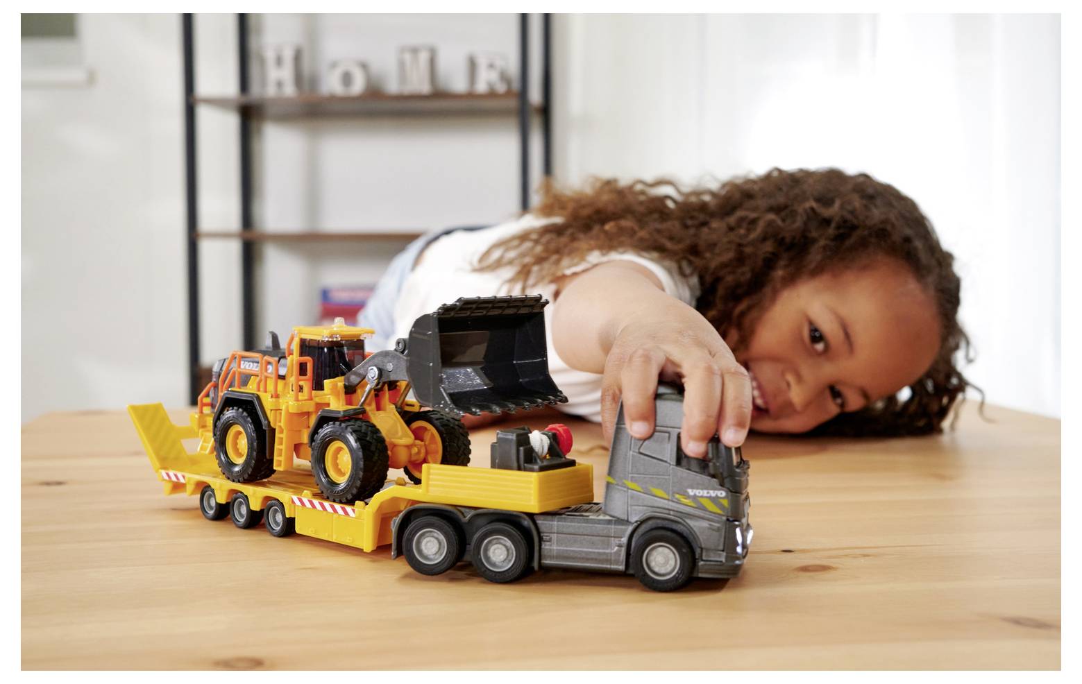 Majorette Volvo FH16 Truck + Wheel Loader Fertigmodell Baufahrzeug Modell