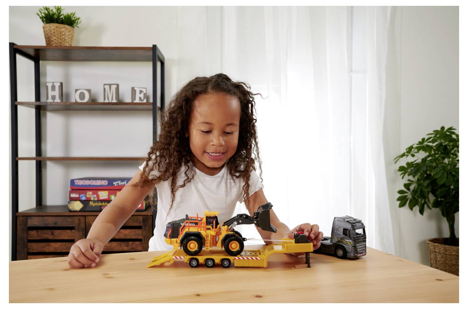 Majorette Volvo FH16 Truck + Wheel Loader Fertigmodell Baufahrzeug Modell