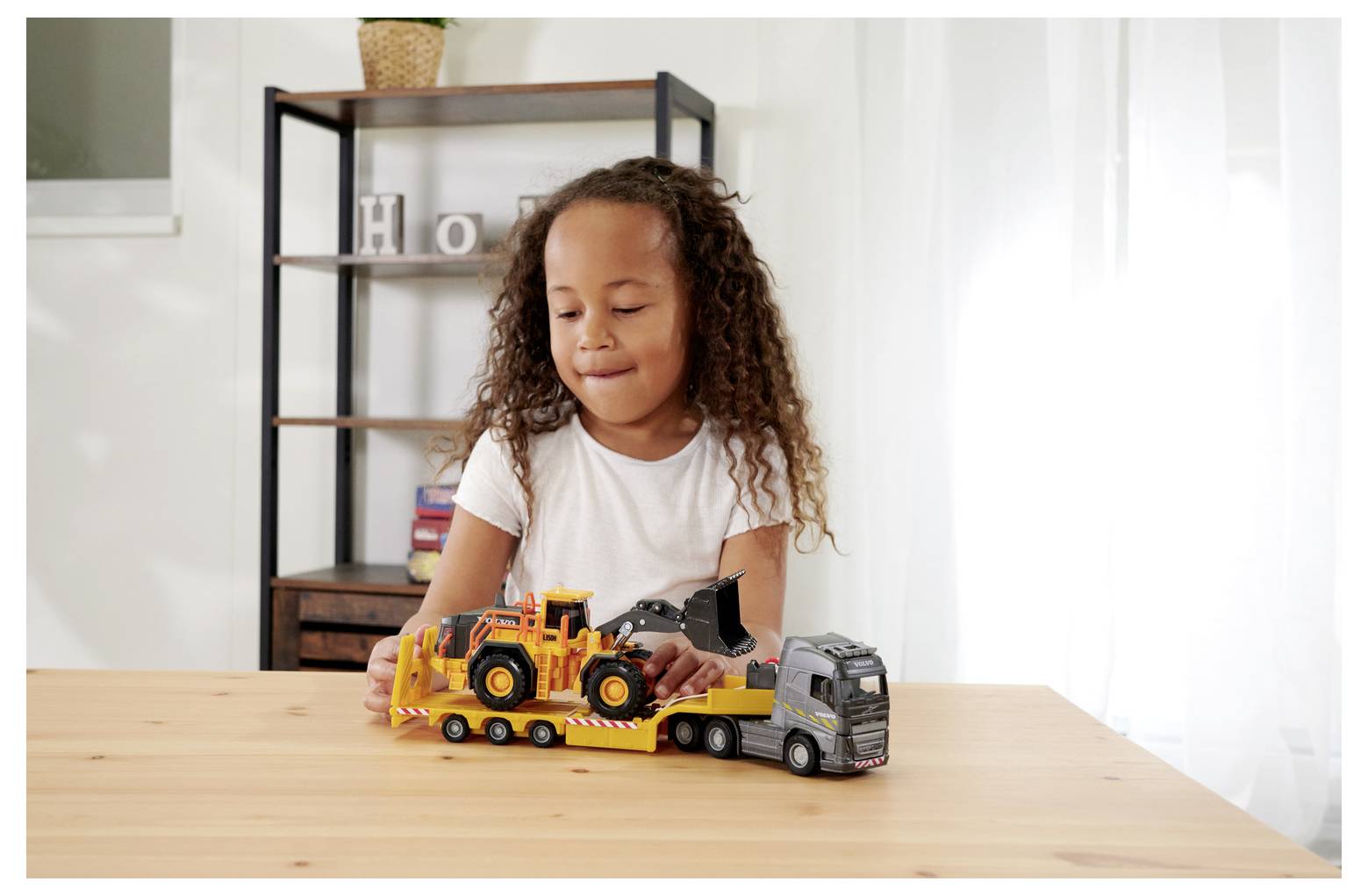 Majorette Volvo FH16 Truck + Wheel Loader Fertigmodell Baufahrzeug Modell