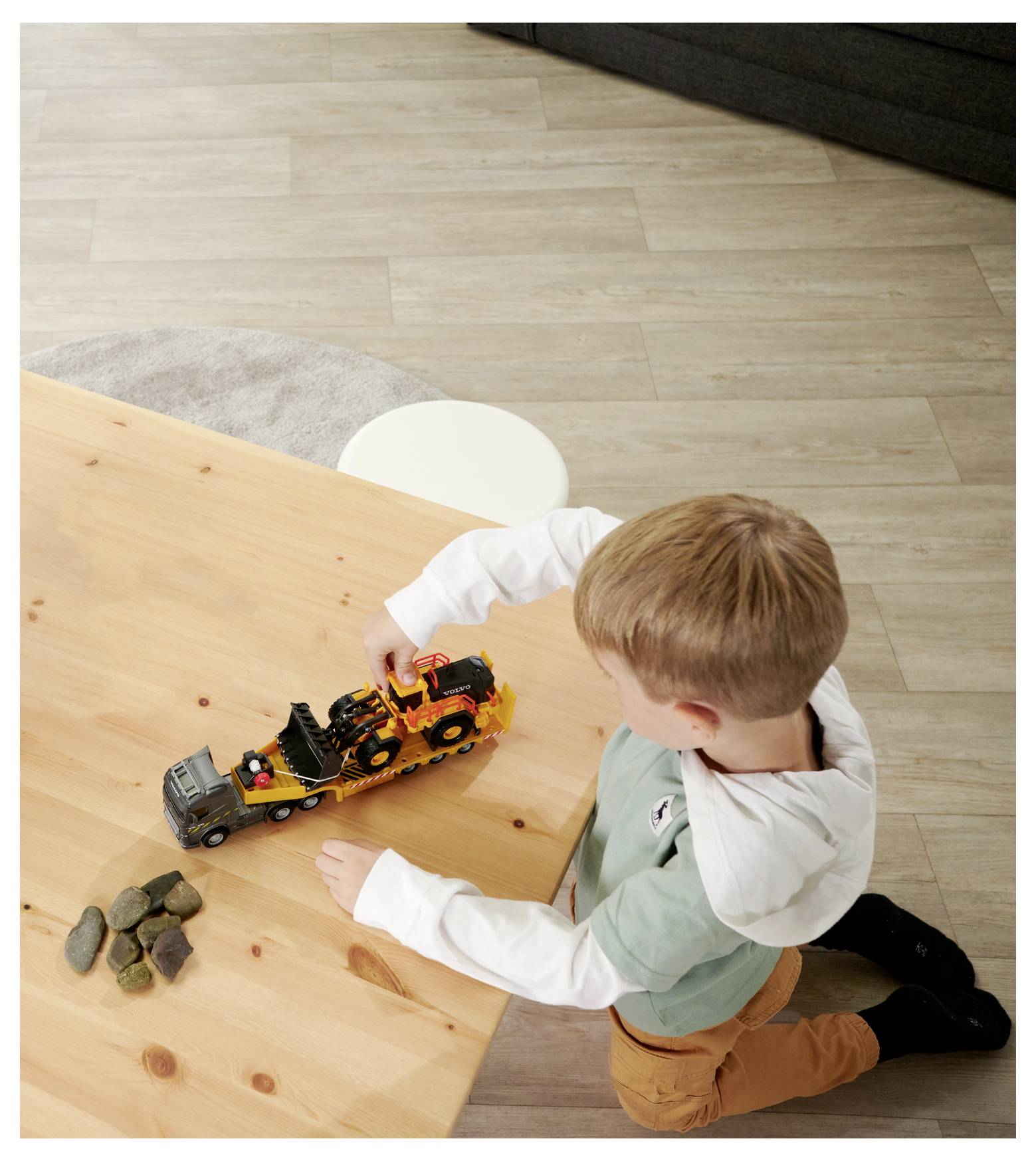 Majorette Volvo FH16 Truck + Wheel Loader Fertigmodell Baufahrzeug Modell