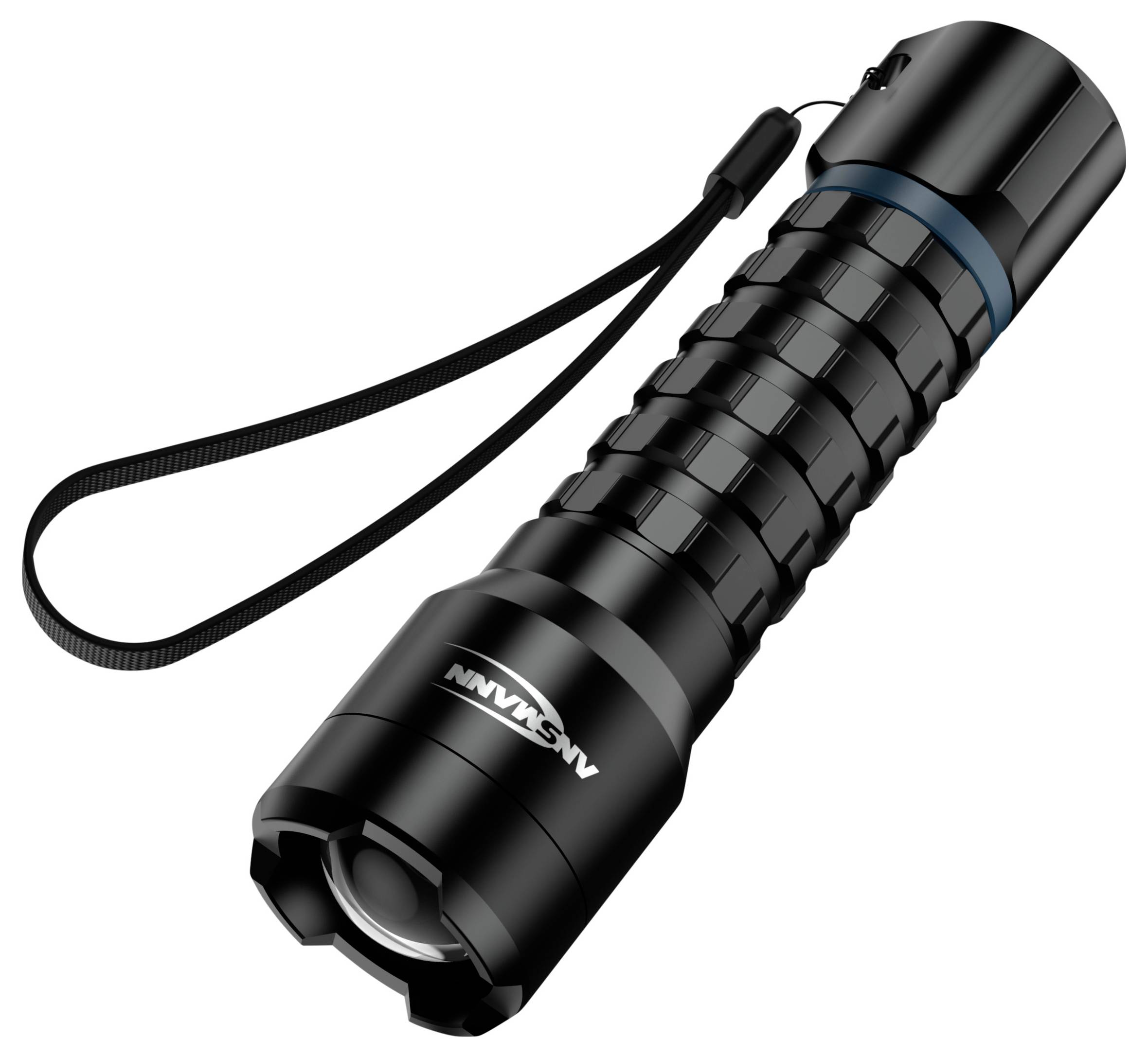 Eine schwarze, handliche Taschenlampe mit strukturiertem Griff, Handgelenkschlaufe und mit der Marke 'Ansmann' an der Seite.