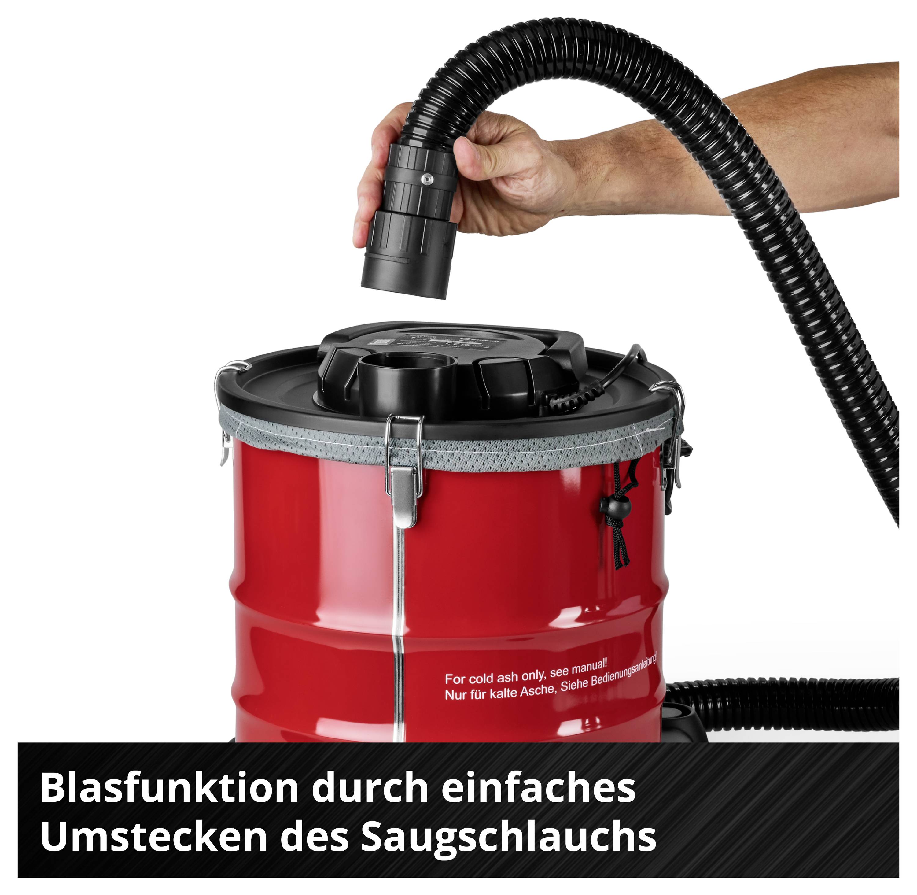 Ein roter Aschesauger, dessen Blasfunktion durch Umstecken des Saugschlauchs aktiviert wird.