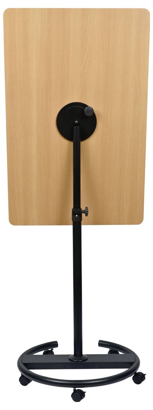 Eine Holz-Klemmbrett, montiert auf einem schwarzen, verstellbaren Metallständer mit Rollen, konzipiert für Präsentationen oder Hinweisschild-Anzeigen.