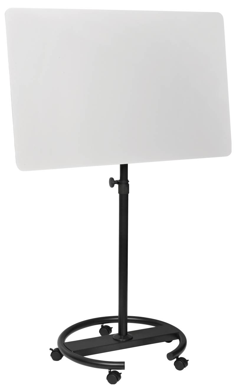 Ein weißes rechteckiges Whiteboard auf einem verstellbaren schwarzen Metallständer mit Rollen, entwickelt für Mobilität und einfachen Transport.