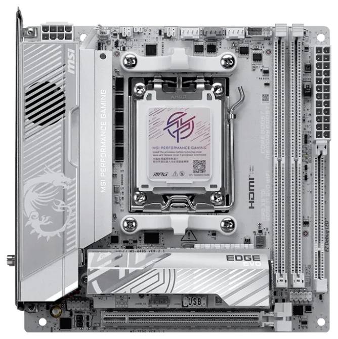 Eine Nahaufnahme des MSI MPG B760I Edge WiFi DDR4 Motherboards, die die CPU-Buchse, RAM-Steckplätze, PCIe-Steckplatz und verschiedene Anschlüsse zeigt.