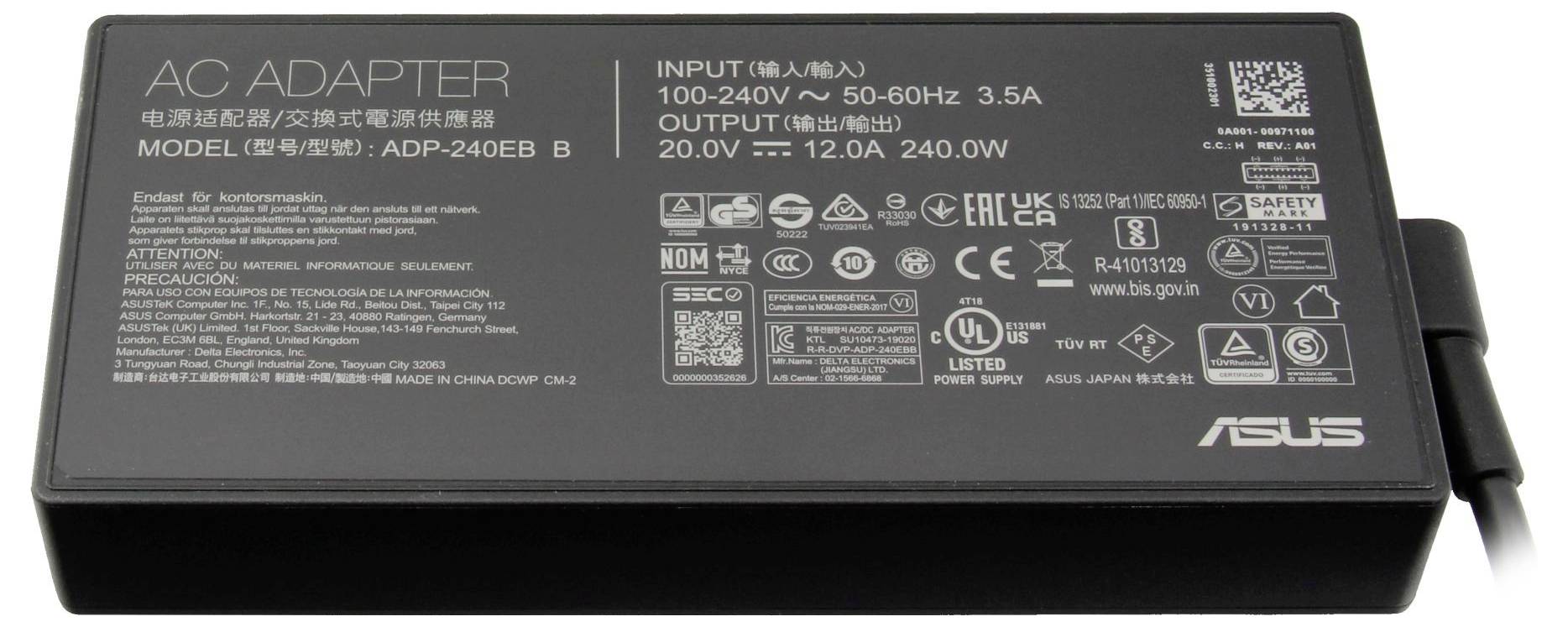 Ein schwarzes 'AC Netzteil' mit Eingangswerten von 100-240V/50-60Hz und Ausgangswerten von 20,0V, 12,0A, 240,0W. Modell: ADP-240EB B. Mehrere Zertifizierungslogos.