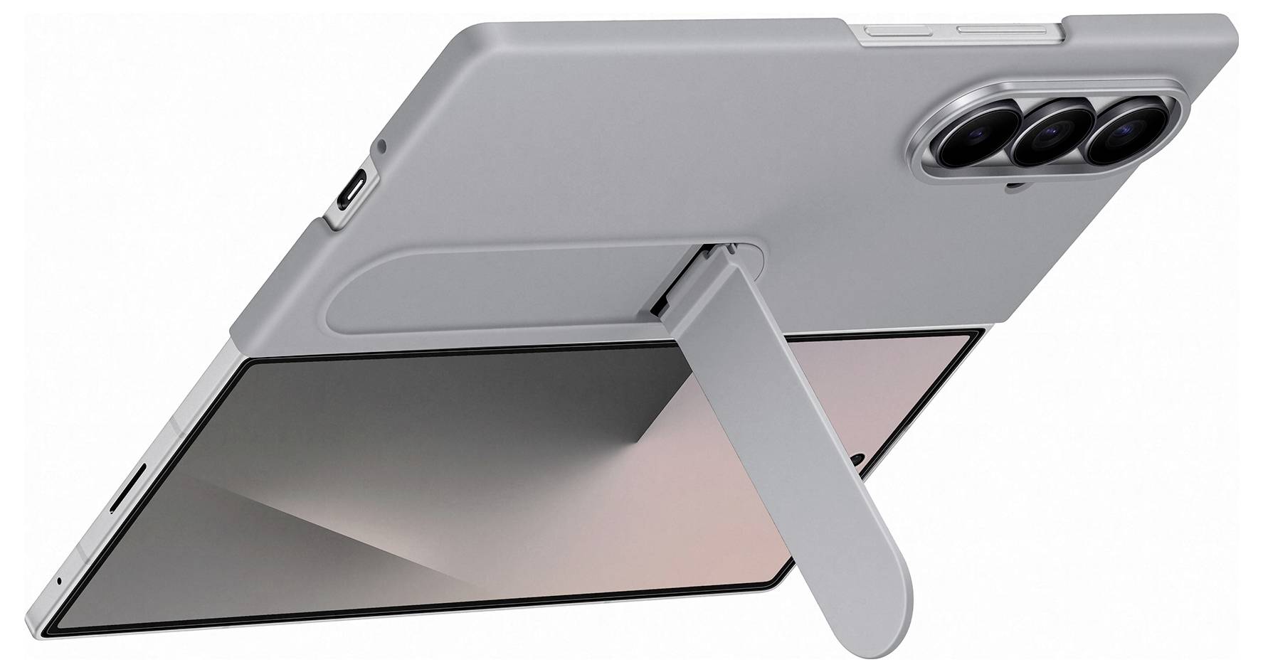Eine silberne Tablette mit integriertem Ständer, die in einem Winkel gestützt wird und den dreifachen Kameraaufbau in der Rückecke zeigt.