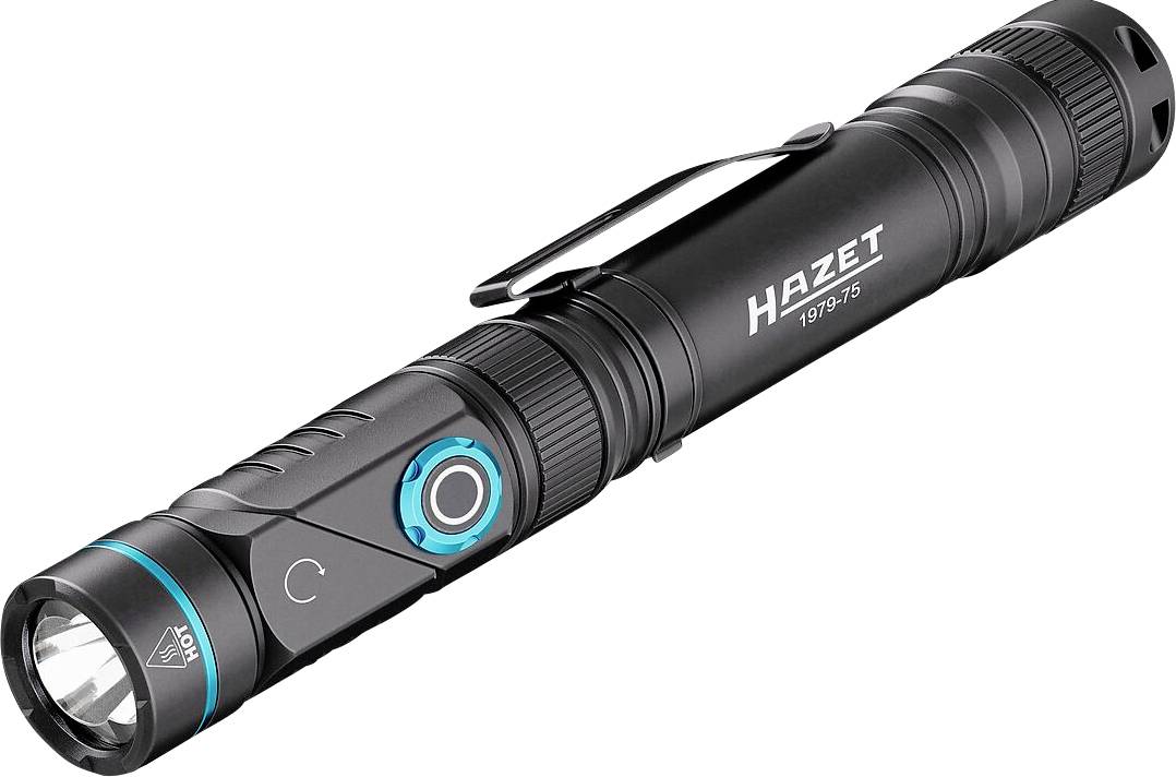 Eine schlichte schwarze Taschenlampe mit Clip und blauer Akzentuierung, mit dem Markennamen 'Hazet 1979-75' an der Seite, konzipiert für mobile Verwendung.