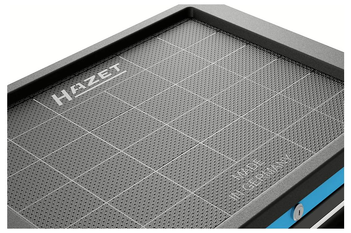 HAZET-Werkzeugkiste mit Gittermuster und Aufschrift 'MADE IN GERMANY'.