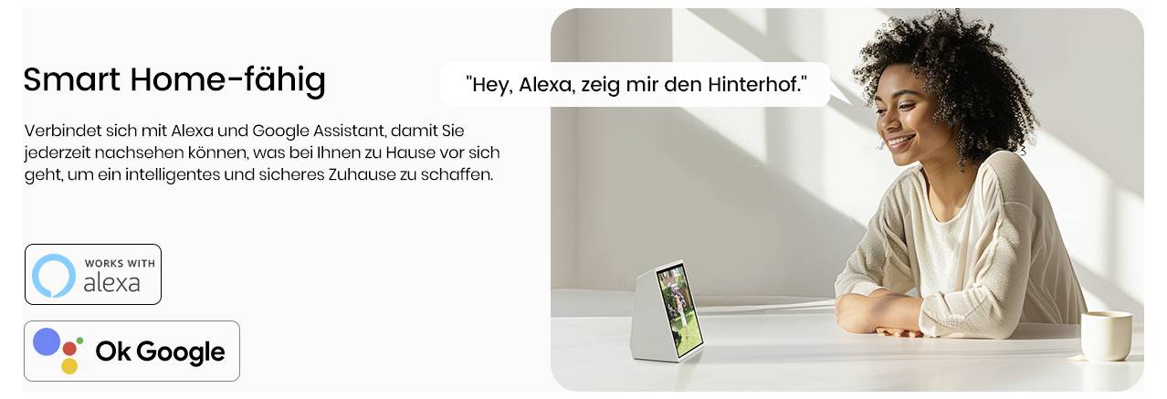 Eine Person interagiert mit einem intelligenten Gerät und verwendet Sprachbefehle zur Steuerung eines Smart-Home-Systems. Der Text auf Deutsch hebt die Kompatibilität mit Alexa und Google Assistant hervor.